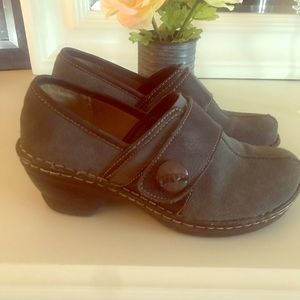 SoftSopts size 8. Great condition.